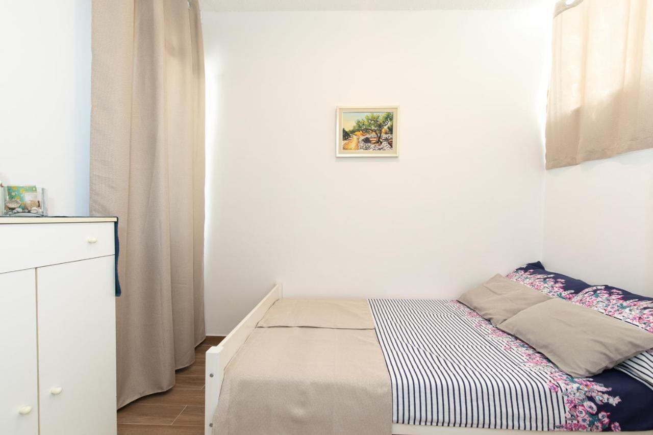 Apartment Bozena Krk Кърк Екстериор снимка